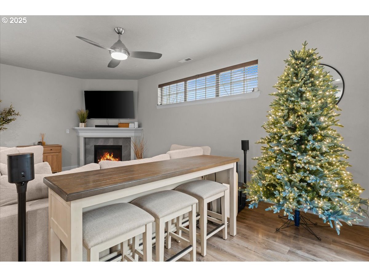 10911 Southwest Barber Street Wilsonville, OR 97070 - Photo 6 of 34