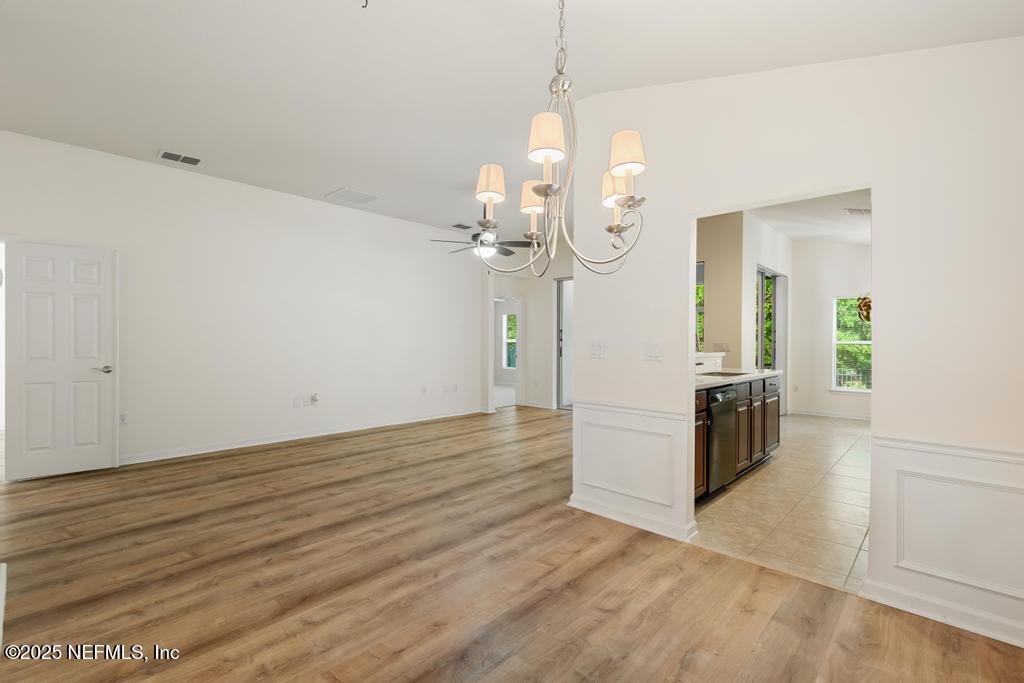 9080 Sweet Tree Trail Jacksonville, FL 32256 - Photo 28 of 44 a view of a kitchen with a stove