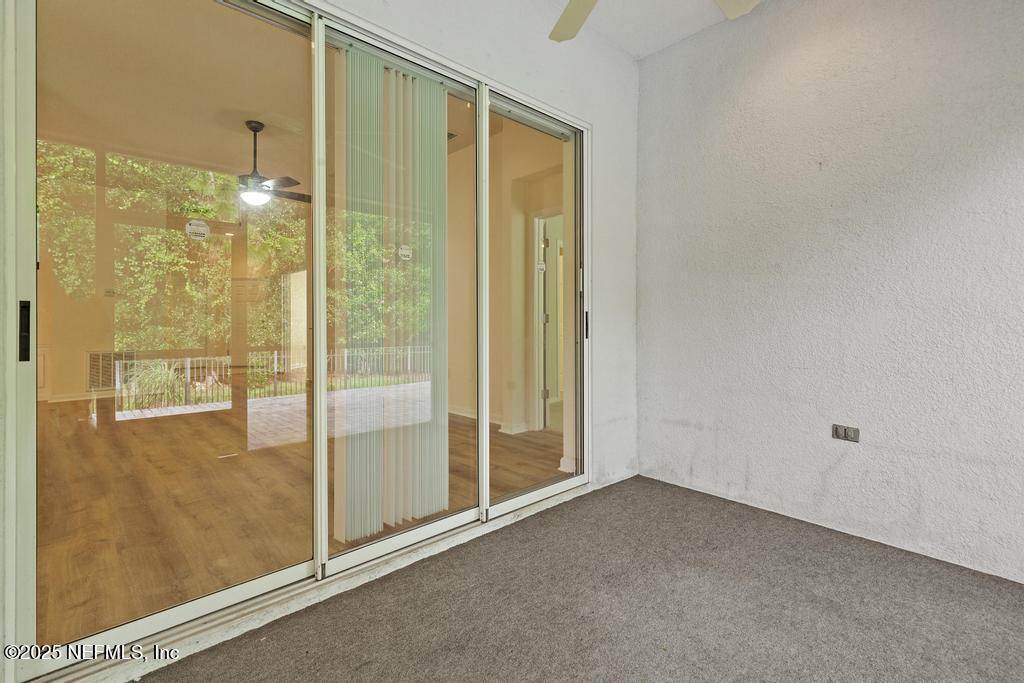 9080 Sweet Tree Trail Jacksonville, FL 32256 - Photo 38 of 44 a bathroom with a shower