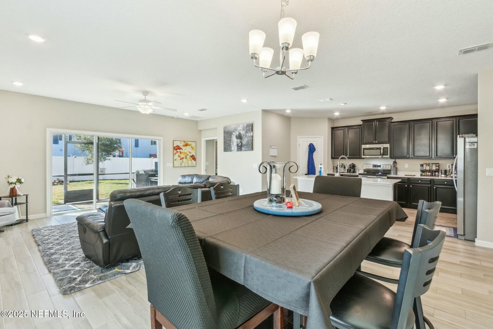 1652 Enclave Road Jacksonville, FL 32277 - Photo 16 of 48 tempImageaHnoPX