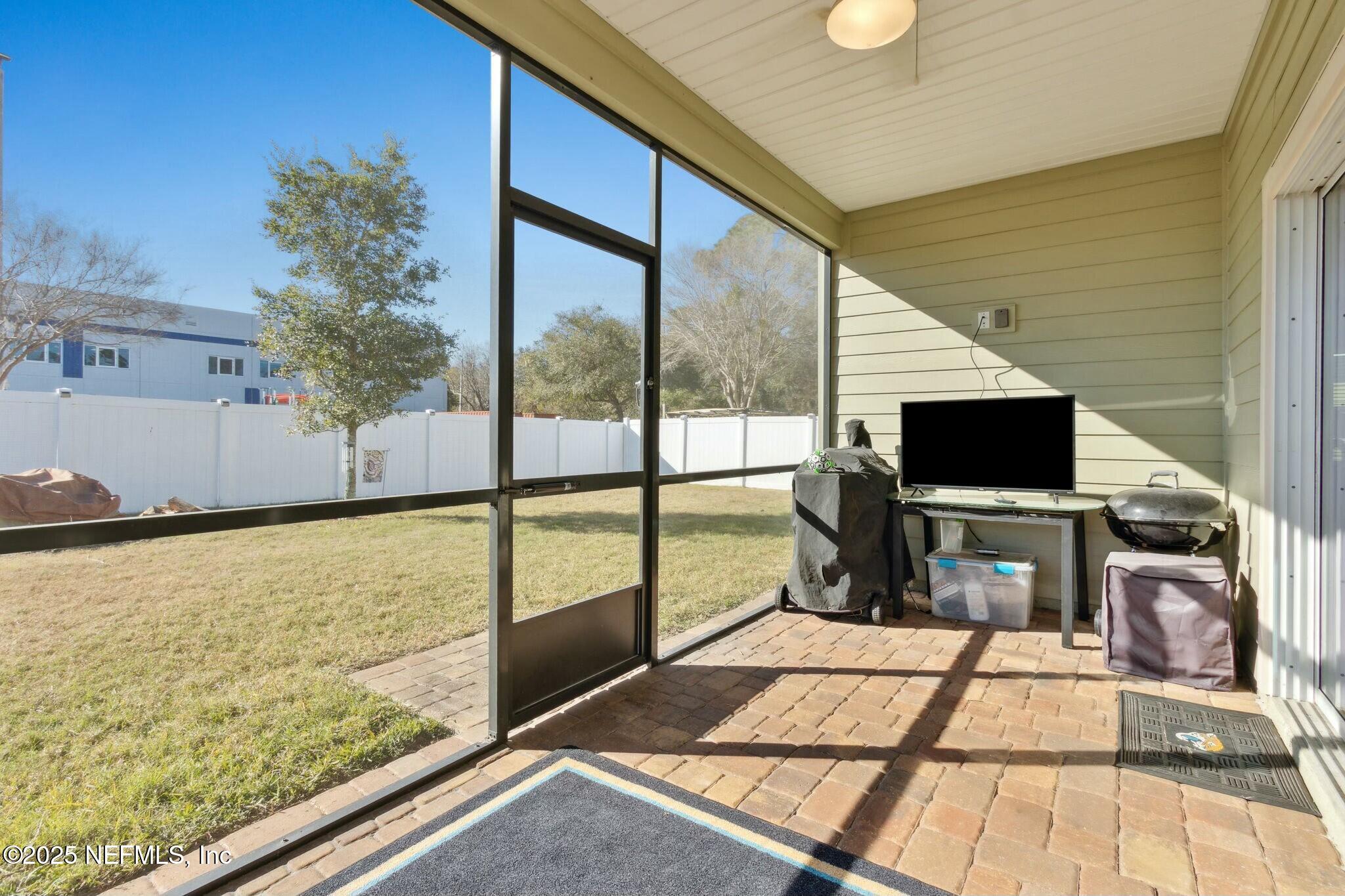 1652 Enclave Road Jacksonville, FL 32277 - Photo 43 of 48 tempImageNkHzvw