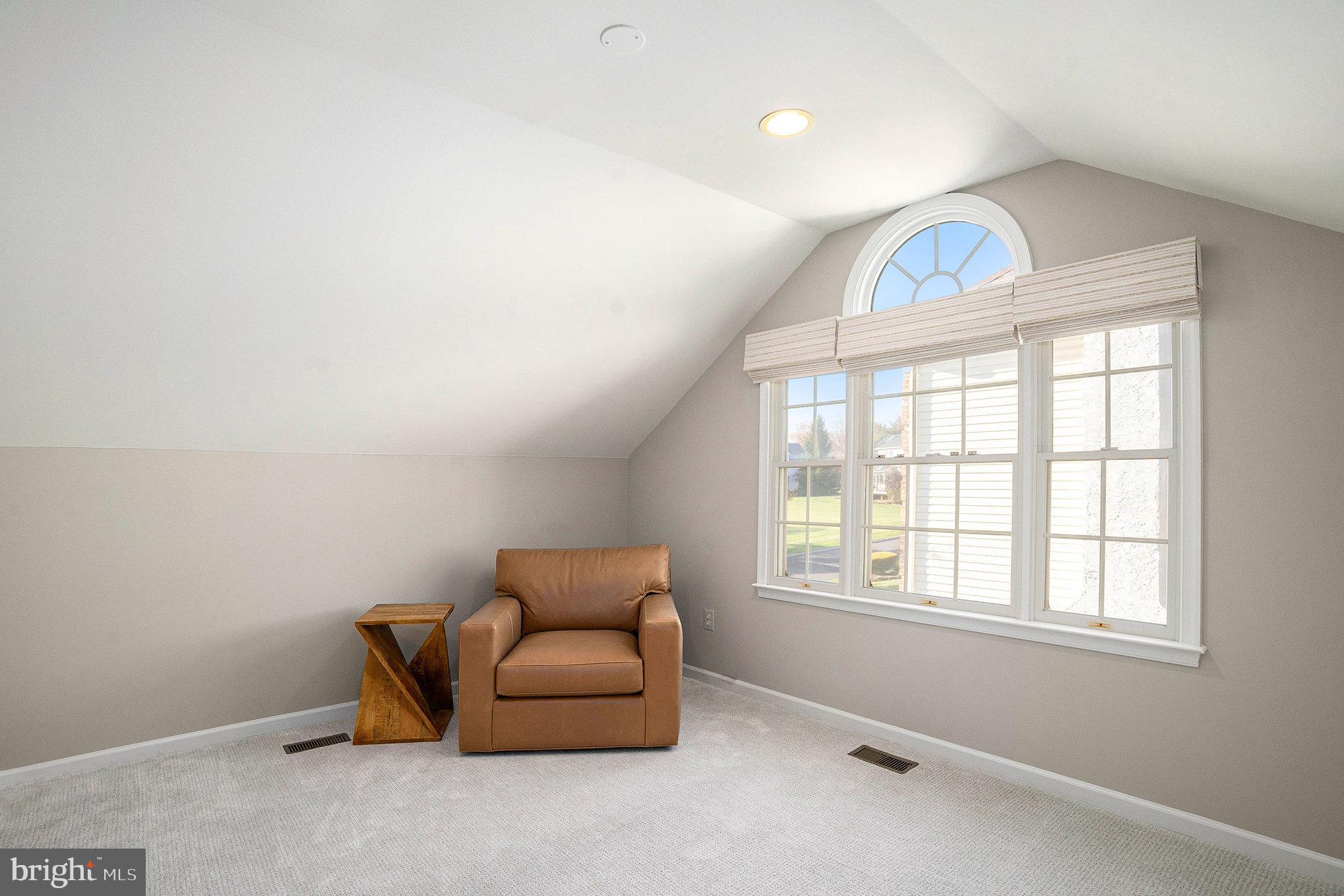 127 Spyglass Drive Blue Bell, PA 19422 - Photo 23 of 74 a living room with furniture and a window