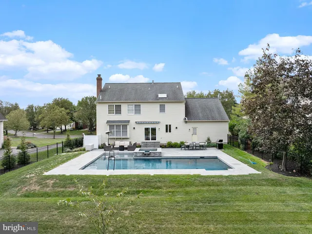 $1,200,000 | 127 Spyglass Drive, Blue Bell, PA 19422