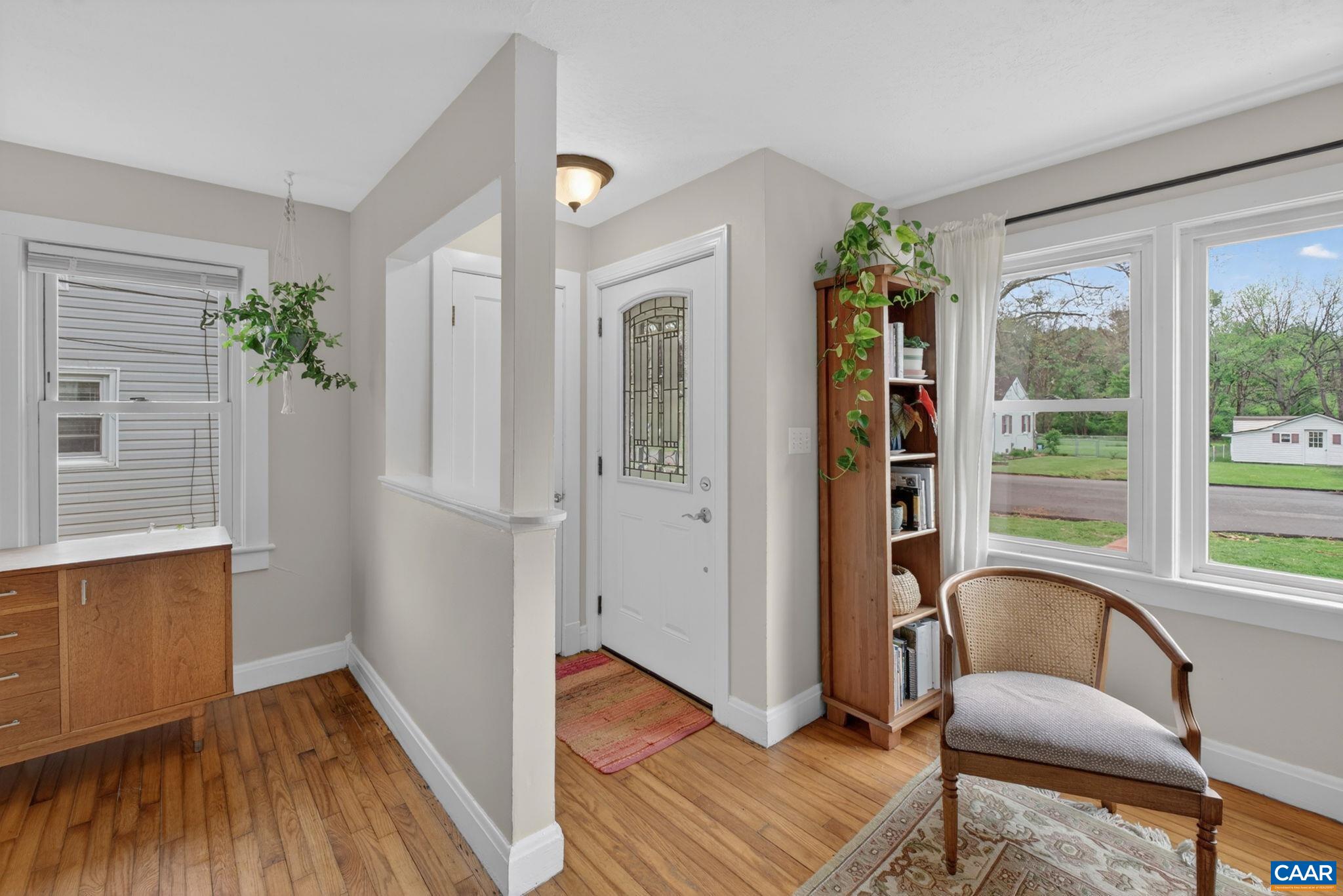 228 River Road Waynesboro, VA 22980 - Photo 3 of 34 Gallery Image 3