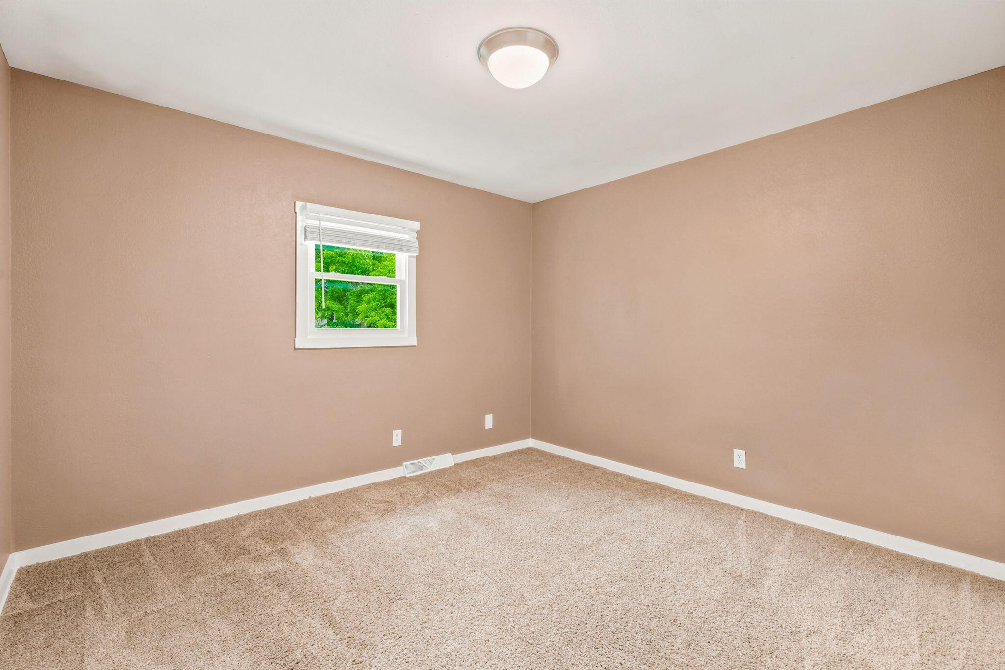 3971 South 118th Street Greenfield, WI 53228 - Photo 39 of 53 Bedroom 5 - Second Floor