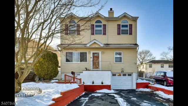 $649,900 | 25 Wenonah Avenue, Lake Hiawatha, NJ 07034