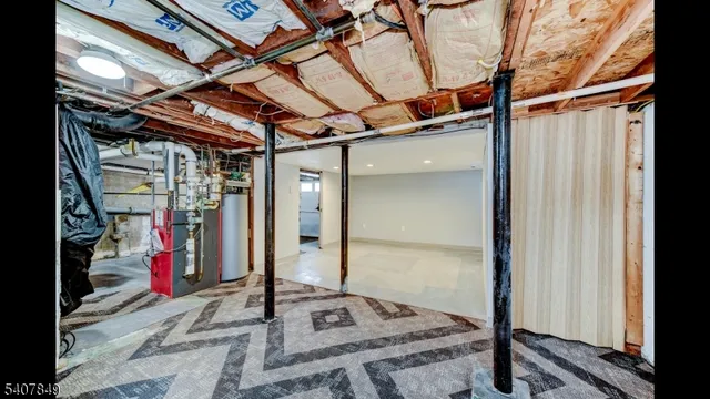 $649,900 | 25 Wenonah Avenue, Lake Hiawatha, NJ 07034