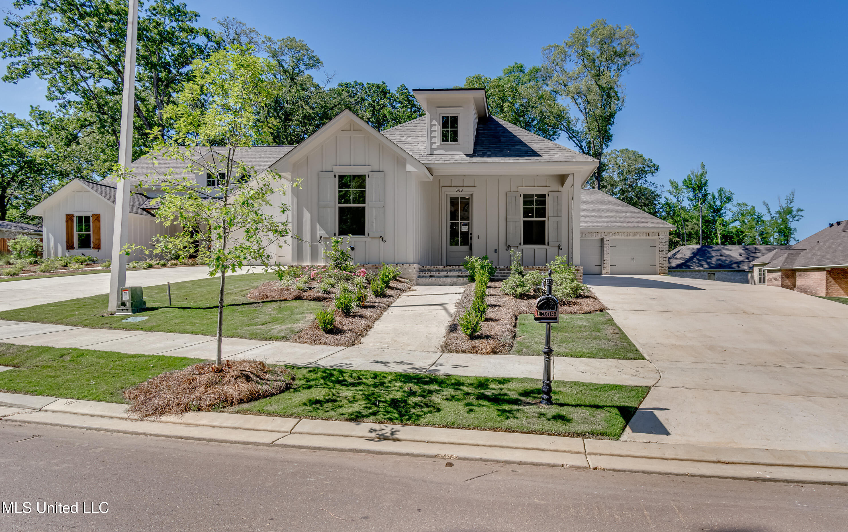 309 Celadon Way Brandon, MS 39042 - Photo 1 of 59 309 Celadon Way-1