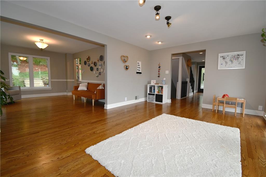 508 Harrogate Road Pittsburgh, PA 15241 - Photo 6 of 42 Gallery Image 6
