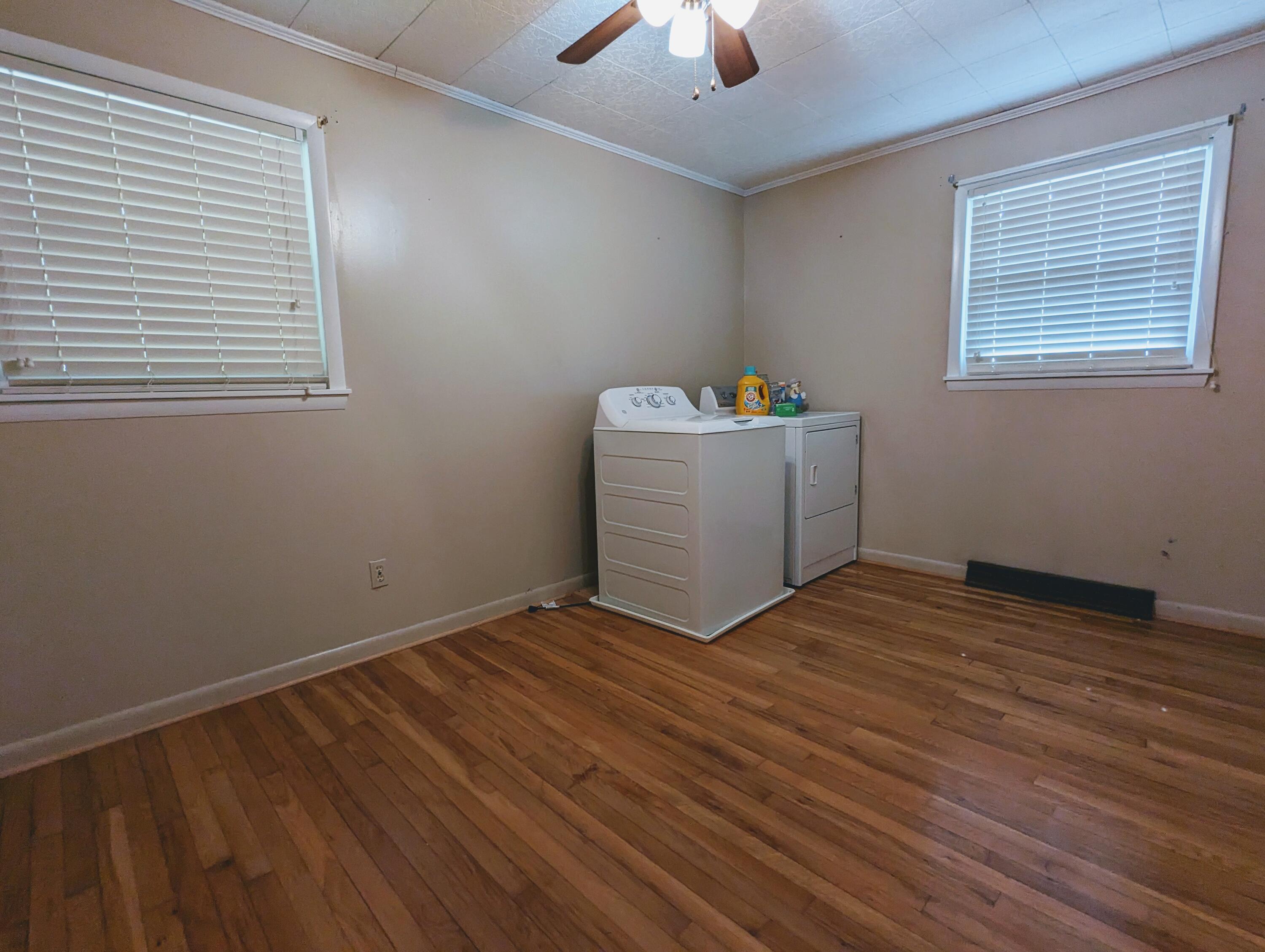 1032 Old Wagon Road Vansant, VA 24656 - Photo 29 of 43 PXL_20230516_201412502