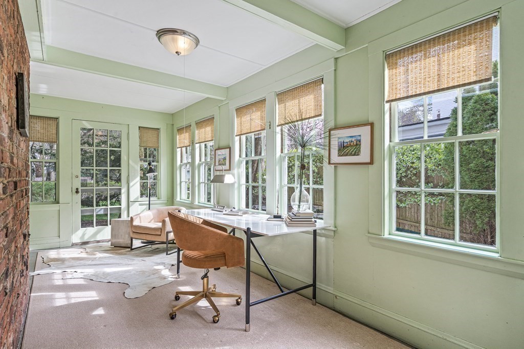 218 Middlesex Road Brookline, MA 02467 - Photo 16 of 30 a living room with furniture and windows