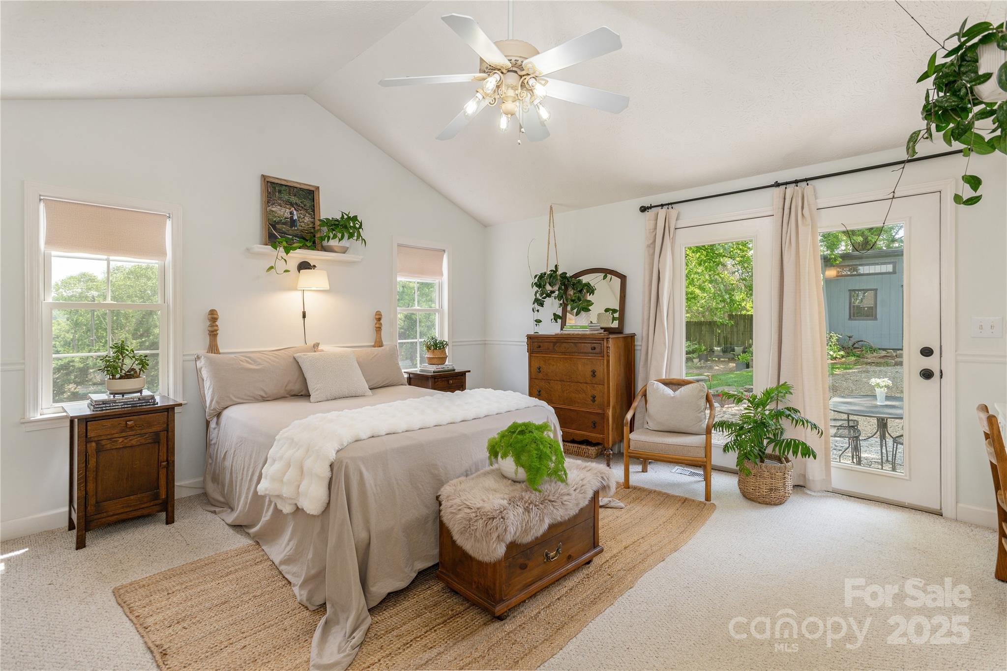 540 Oak Grove Road Flat Rock, NC 28731 - Photo 12 of 24 Gallery Image 12