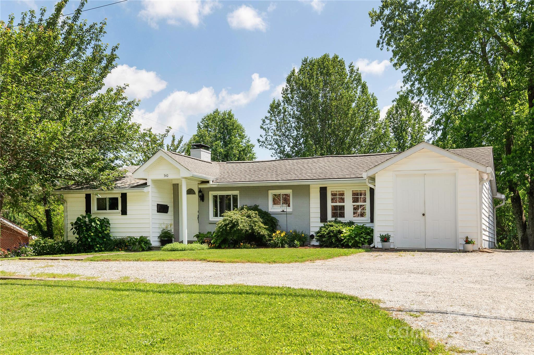 540 Oak Grove Road Flat Rock, NC 28731 - Photo 2 of 24 Gallery Image 2