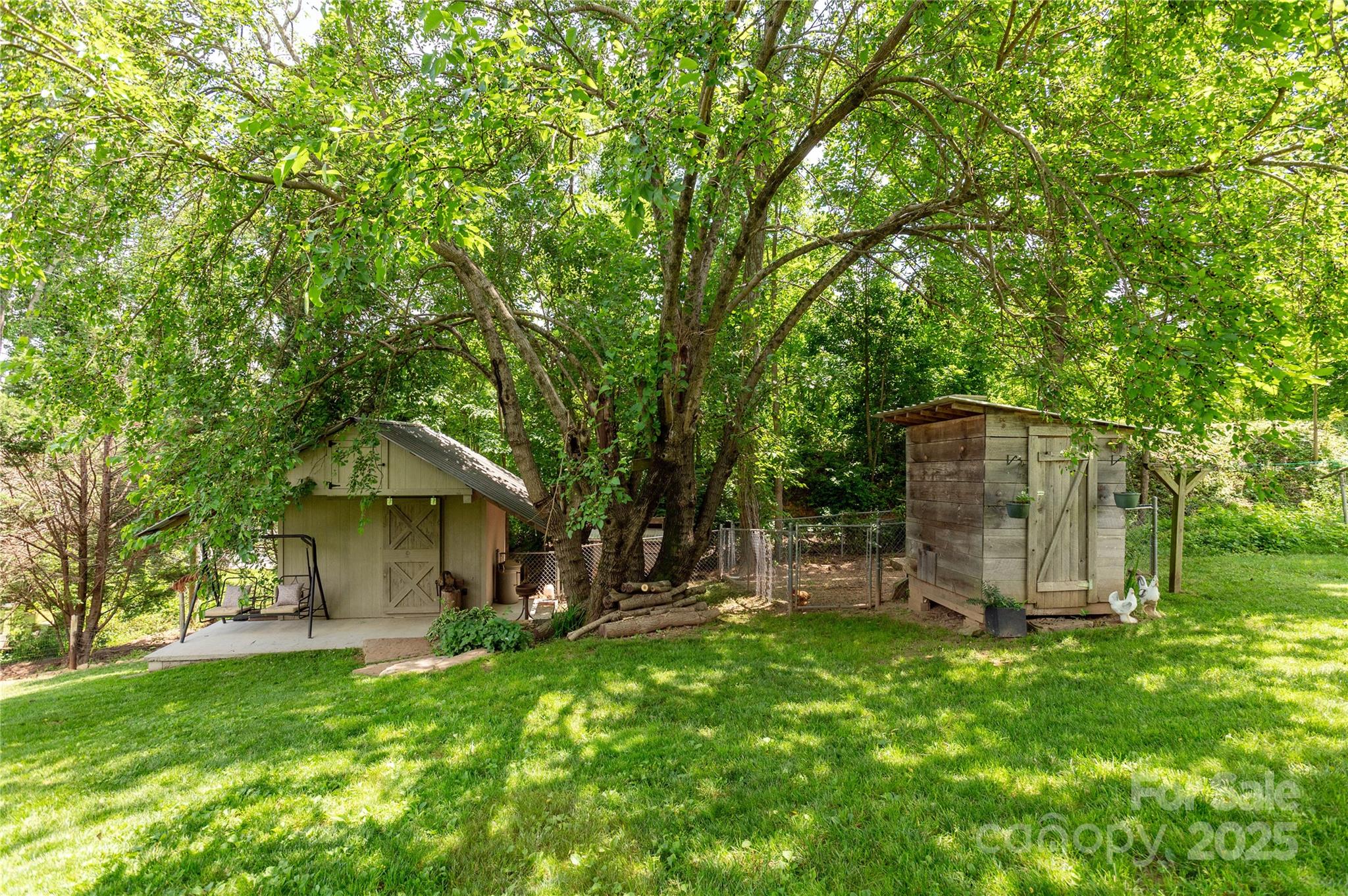 540 Oak Grove Road Flat Rock, NC 28731 - Photo 23 of 24 Gallery Image 23