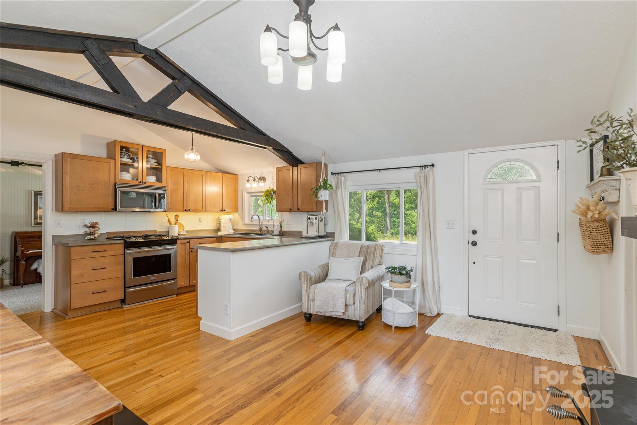 540 Oak Grove Road Flat Rock, NC 28731 - Photo 5 of 24 Gallery Image 5