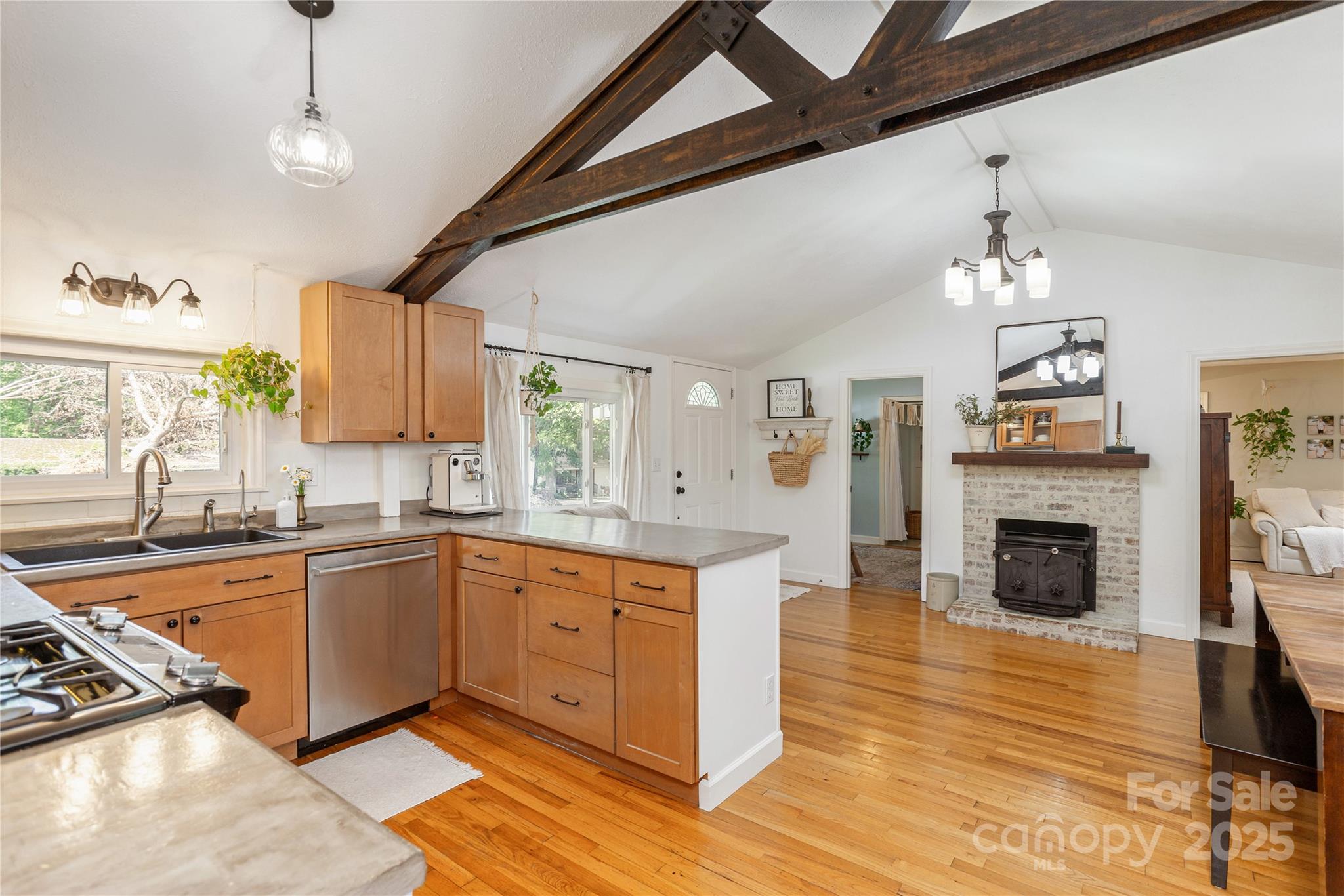 540 Oak Grove Road Flat Rock, NC 28731 - Photo 8 of 24 Gallery Image 8