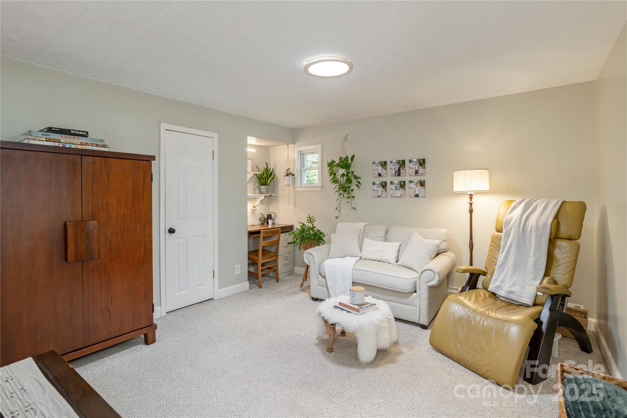 540 Oak Grove Road Flat Rock, NC 28731 - Photo 10 of 24 Gallery Image 10