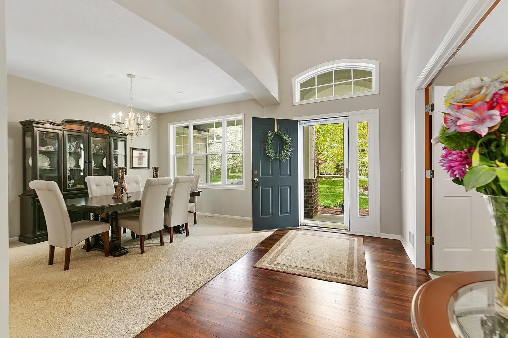 17031 Valley Road Eden Prairie, MN 55347 - Photo 4 of 37