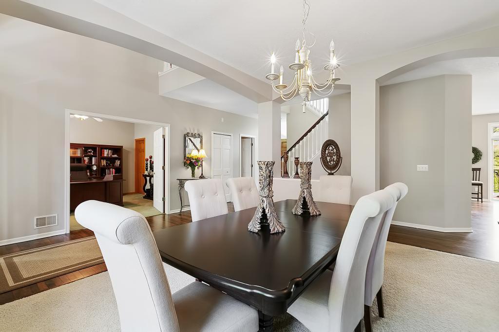 17031 Valley Road Eden Prairie, MN 55347 - Photo 7 of 37