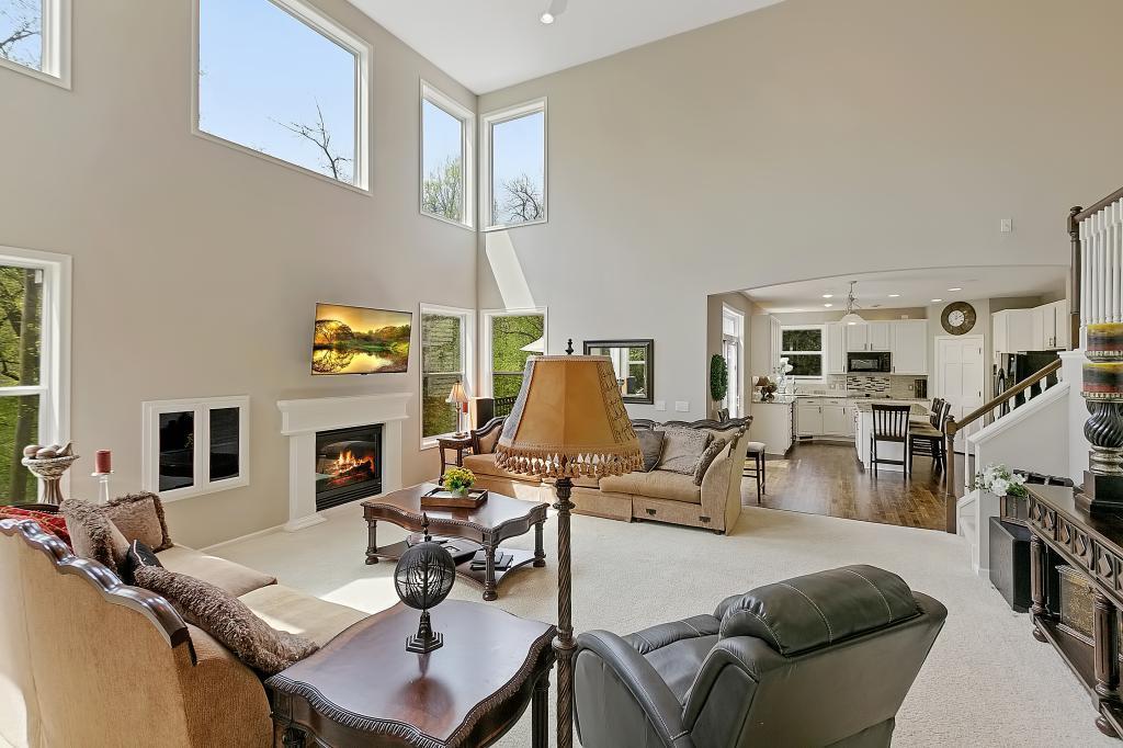 17031 Valley Road Eden Prairie, MN 55347 - Photo 8 of 37