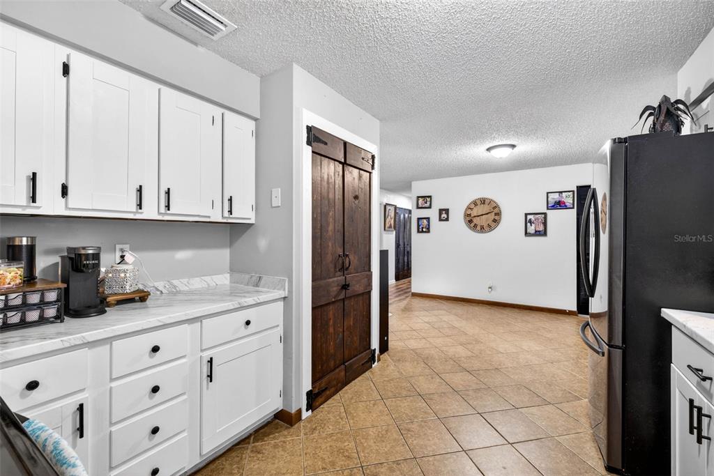 37314 Tucker Road Zephyrhills, FL 33541 - Photo 11 of 48