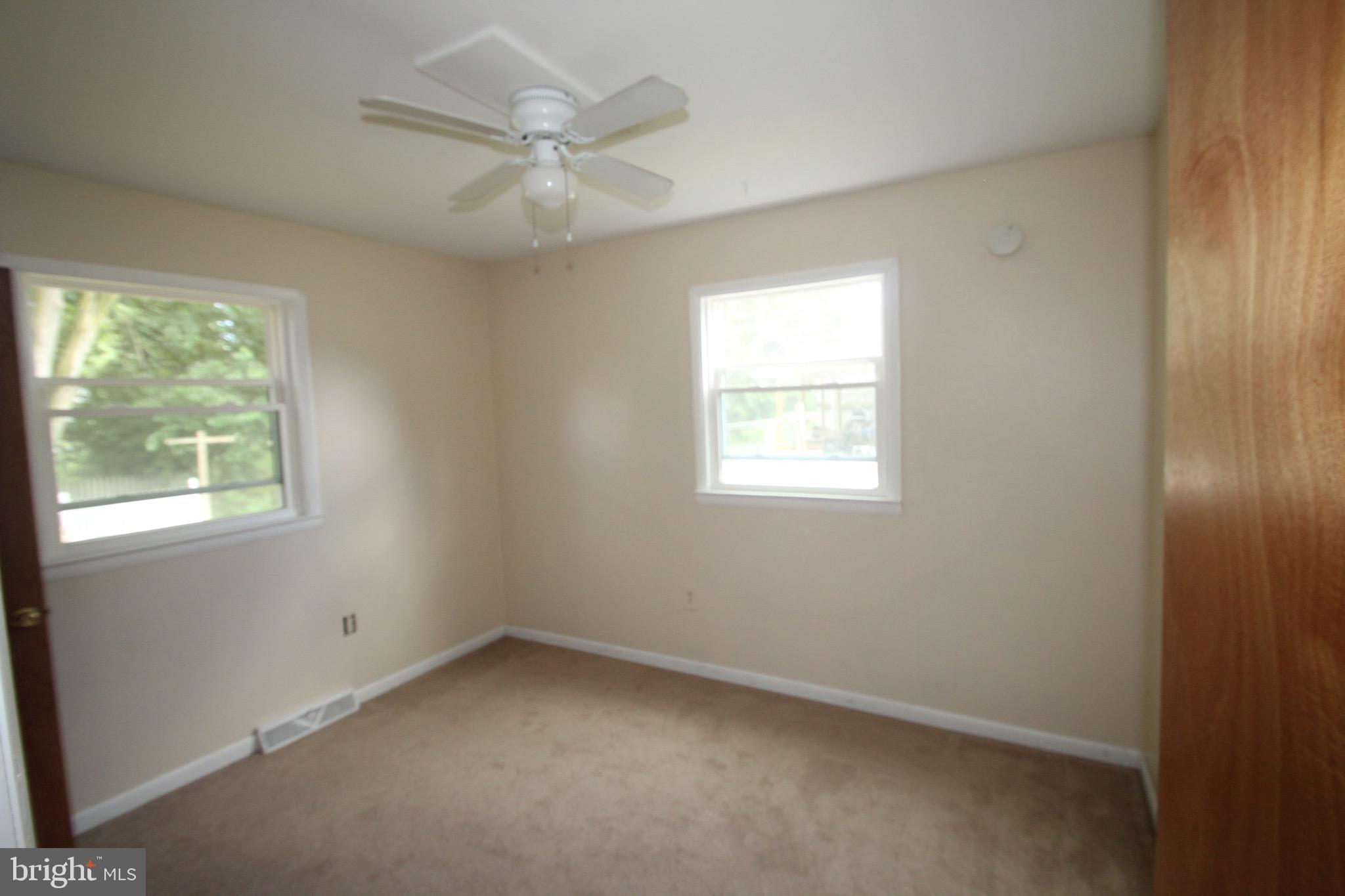 225 Skylark Road Lititz, PA 17543 - Photo 25 of 30