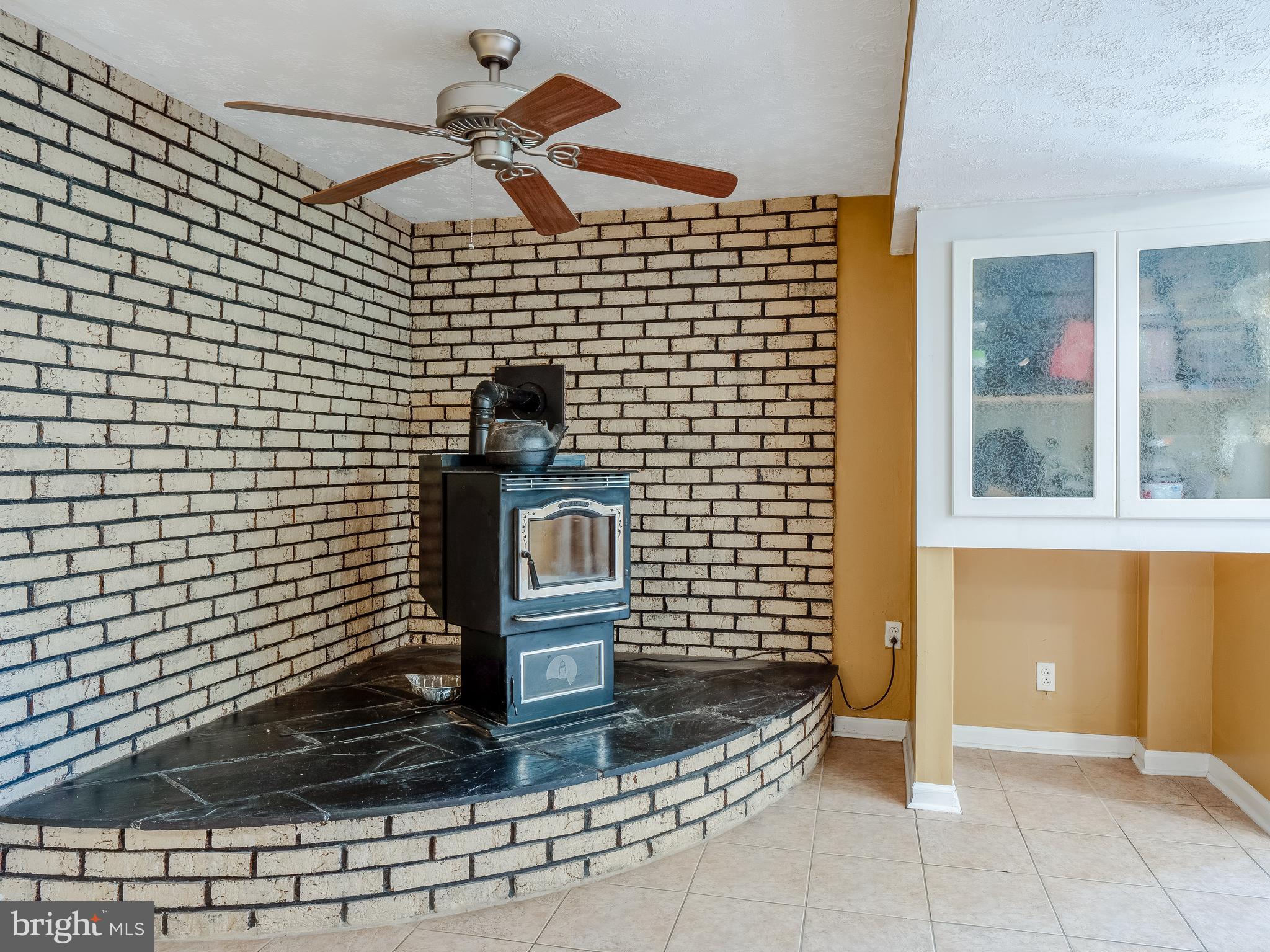 19208 Aquasco Road Brandywine, MD 20613 - Photo 12 of 28 Gallery Image 12