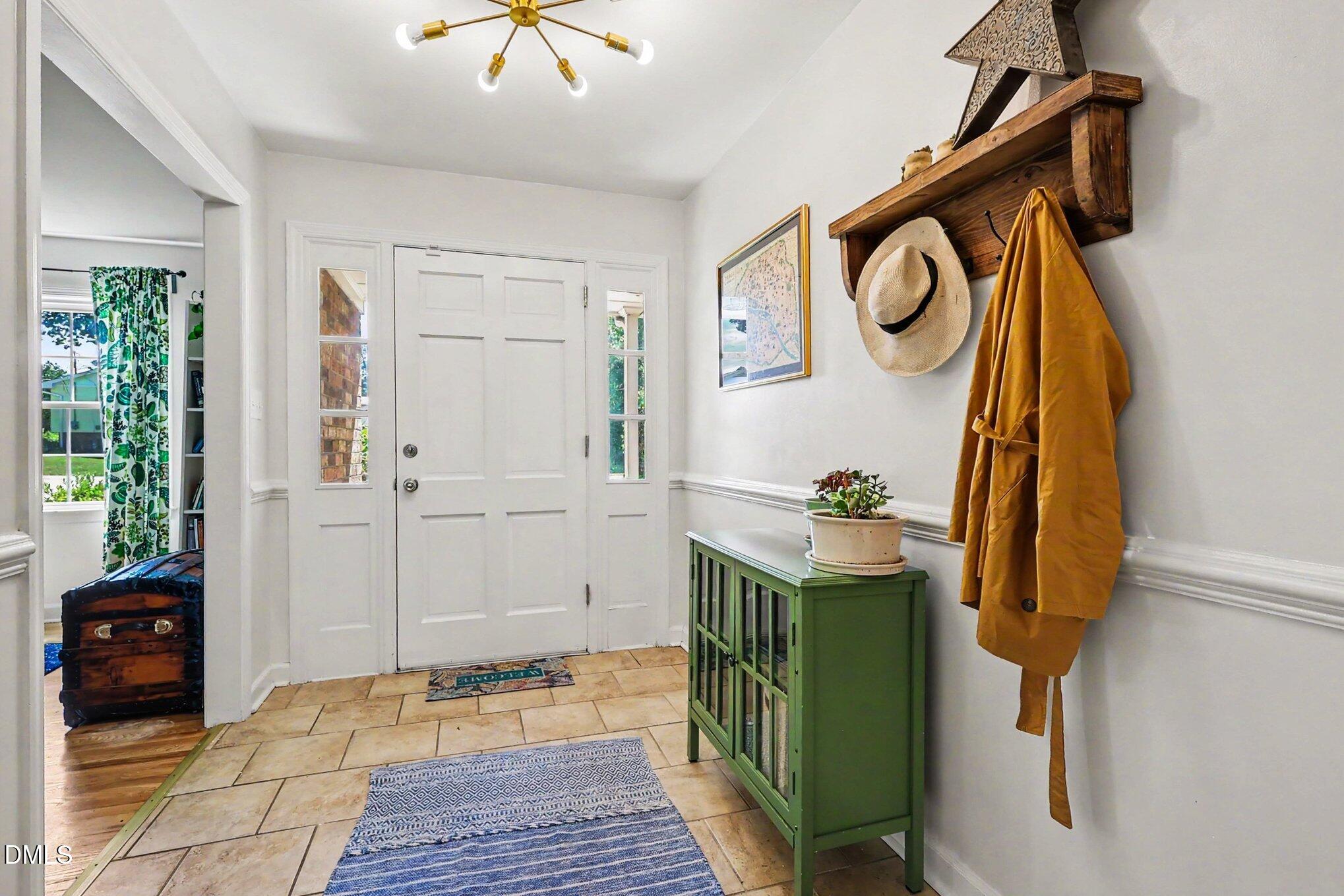 2927 Mars Street Raleigh, NC 27604 - Photo 3 of 28 007_file_2811