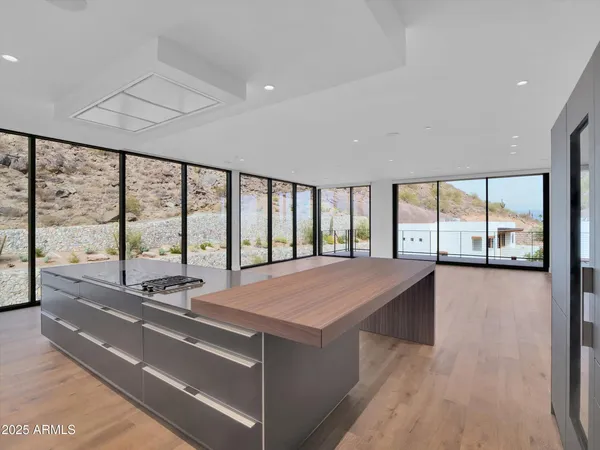 $5,950,000 | 5000 North Camelback Ridge Drive, Unit 409, Scottsdale, AZ 85251