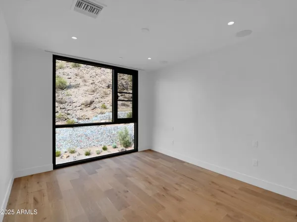 $5,950,000 | 5000 North Camelback Ridge Drive, Unit 409, Scottsdale, AZ 85251