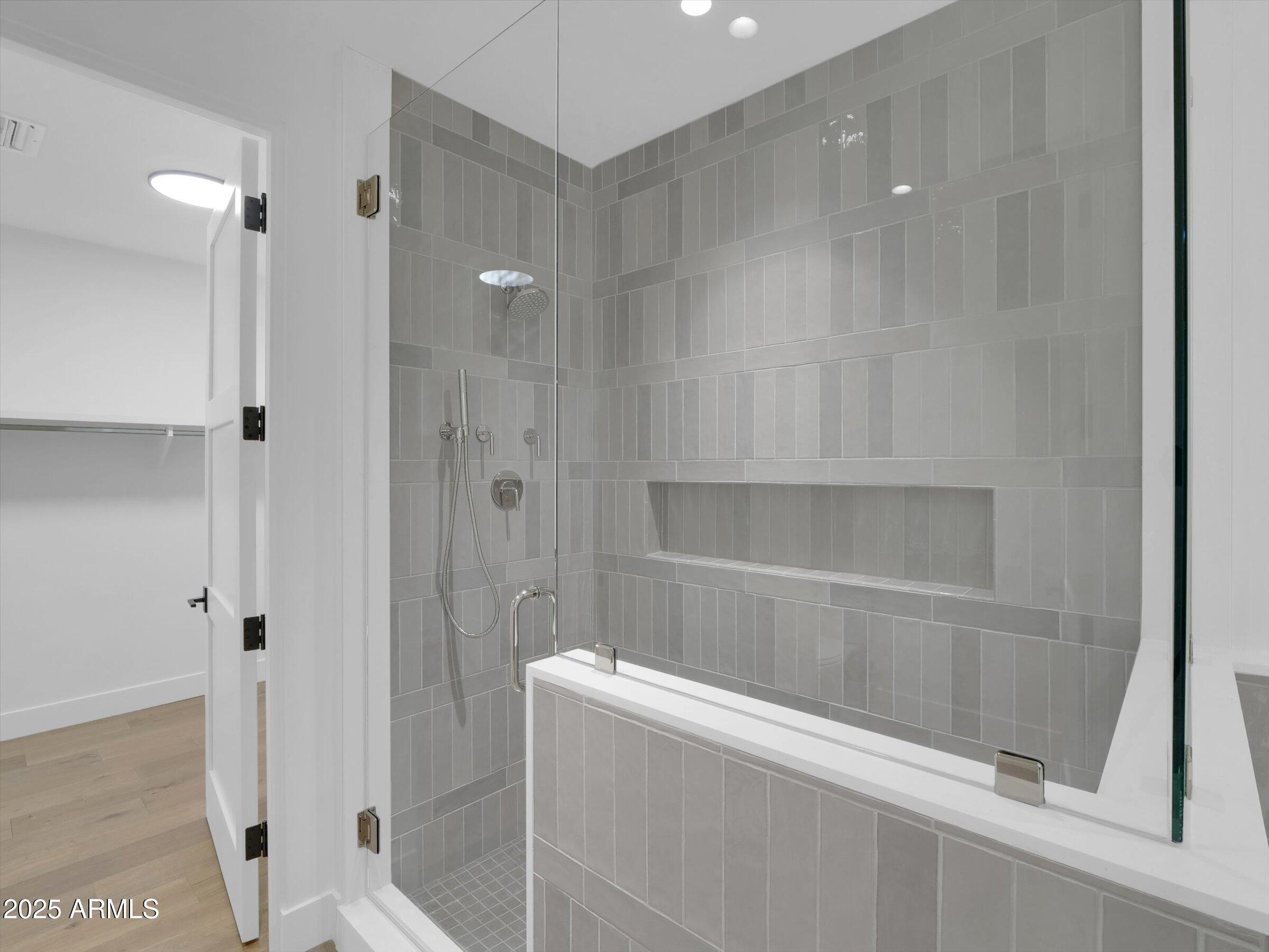 5000 North Camelback Ridge Drive, Unit 409 Scottsdale, AZ 85251 - Photo 50 of 71 2nd primary shower