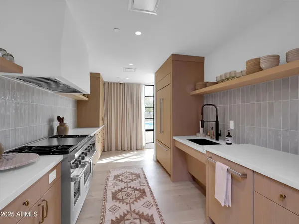 $5,950,000 | 5000 North Camelback Ridge Drive, Unit 409, Scottsdale, AZ 85251