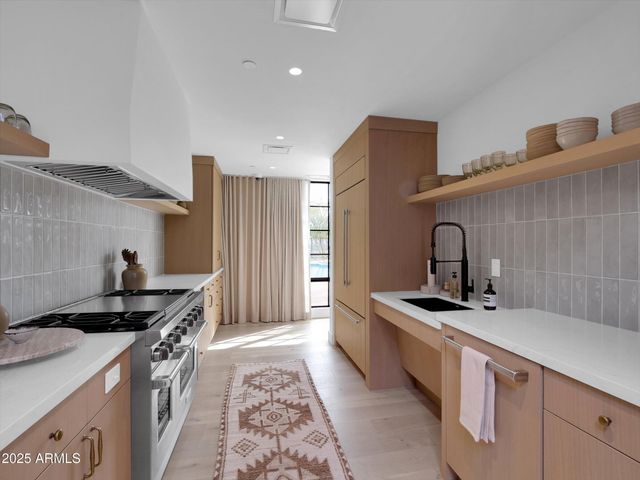 $5,950,000 | 5000 North Camelback Ridge Drive, Unit 409, Scottsdale, AZ 85253