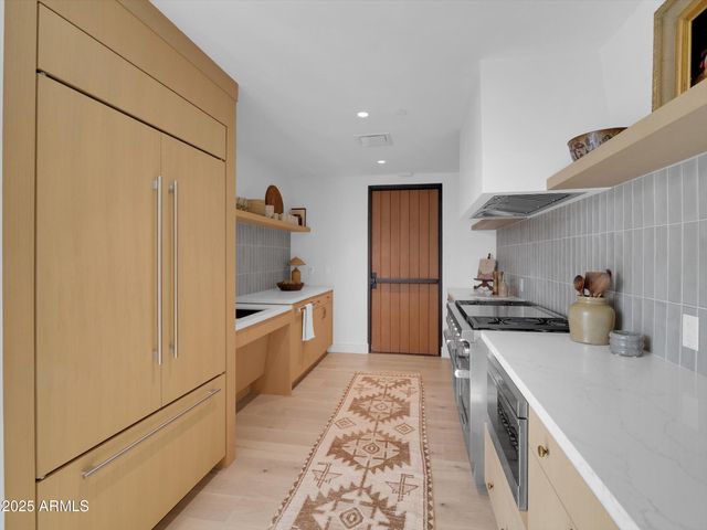 $5,950,000 | 5000 North Camelback Ridge Drive, Unit 409, Scottsdale, AZ 85253