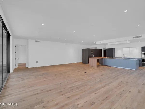 $5,950,000 | 5000 North Camelback Ridge Drive, Unit 409, Scottsdale, AZ 85251