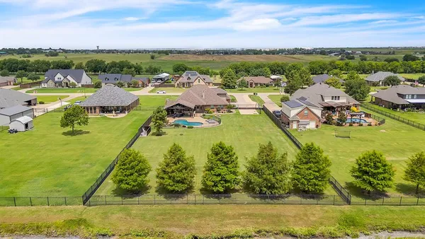 $675,000 | 12286 Emerald Ranch Lane North, Forney, TX 75126