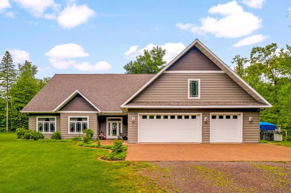 $895,000 | 5760 Munger Shaw Road, Saginaw, MN 55779