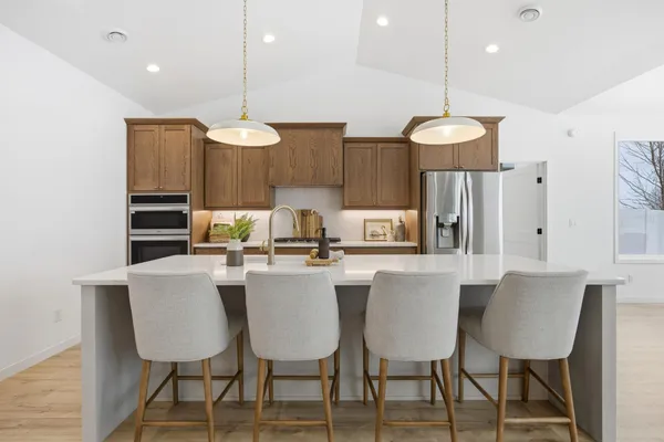 $739,900 | 3630 Decorah Way South, Fargo, ND 58104