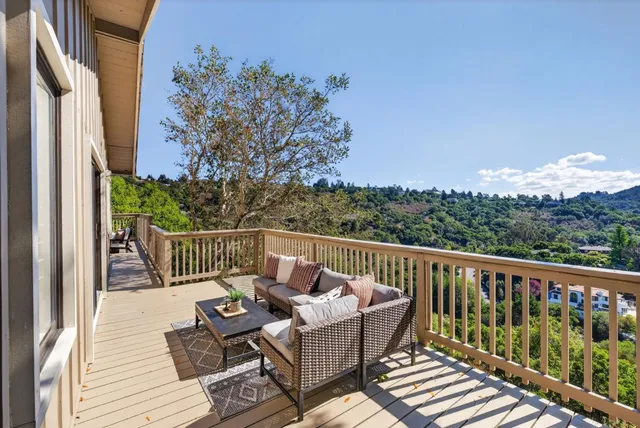 a view of a storage & utility room