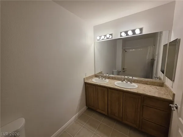 $1,500 | 62 East Serene Avenue, Unit 225, Las Vegas, NV 89123