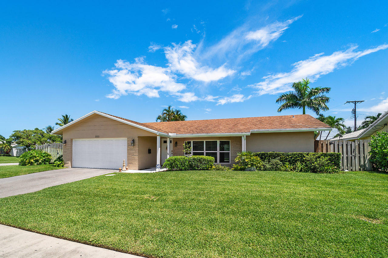 1300 Southwest 14th Avenue Boca Raton, FL 33486 - Photo 1 of 33 1300 SW 14th Ave Boca Raton FL