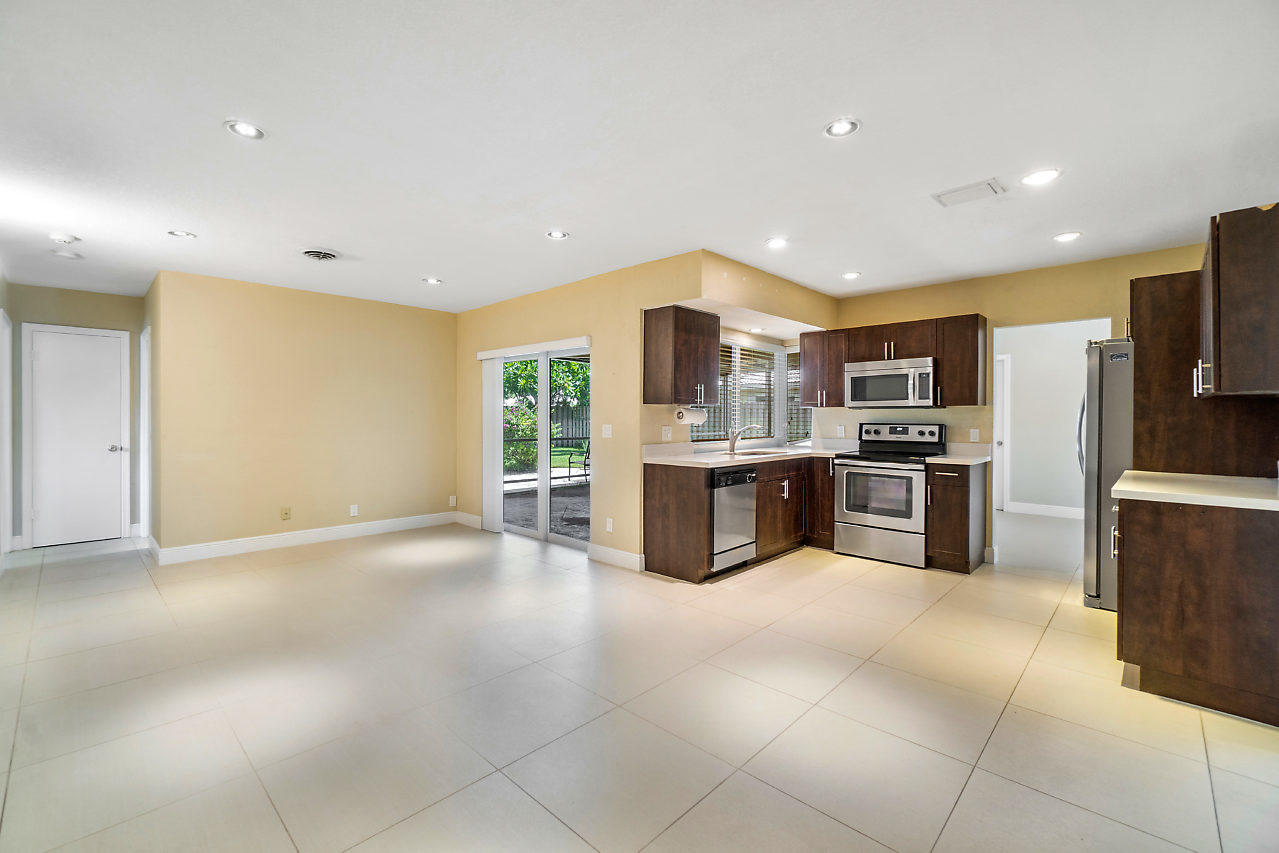 1300 Southwest 14th Avenue Boca Raton, FL 33486 - Photo 33 of 33 Open Floor Plan