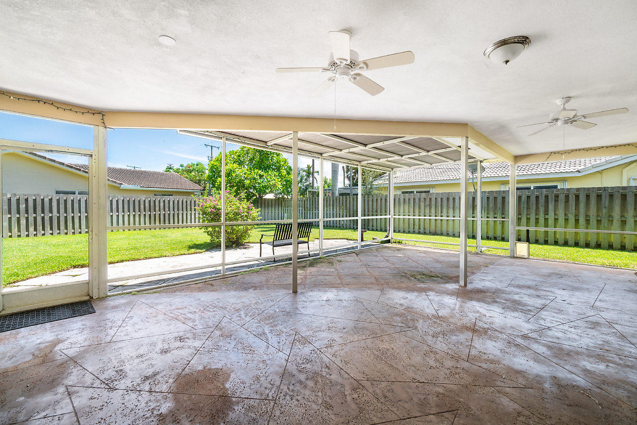 1300 Southwest 14th Avenue Boca Raton, FL 33486 - Photo 19 of 33 Screened Patio