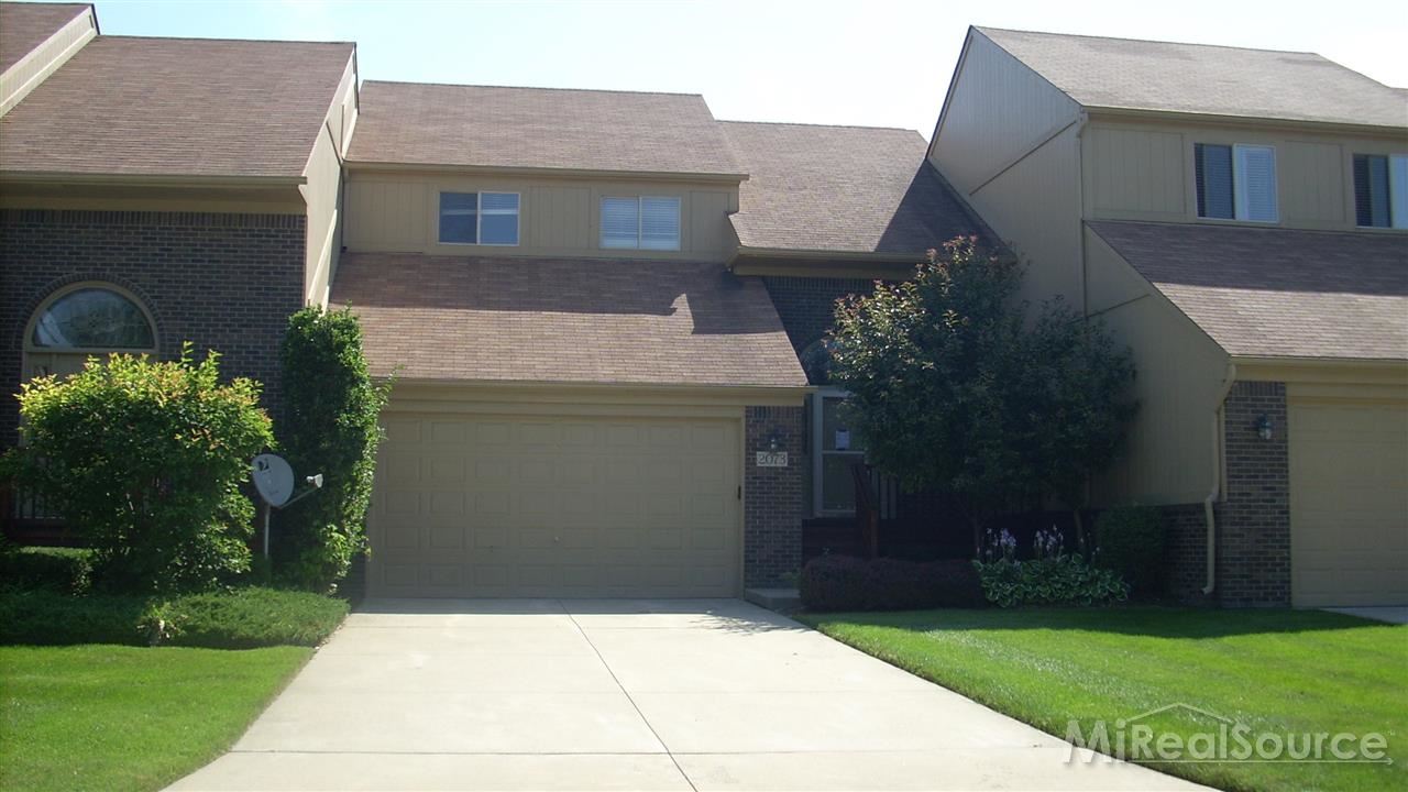 2073 Rochelle Park Drive Rochester, MI 48309 - Photo 2 of 10 31163748-1.JPG