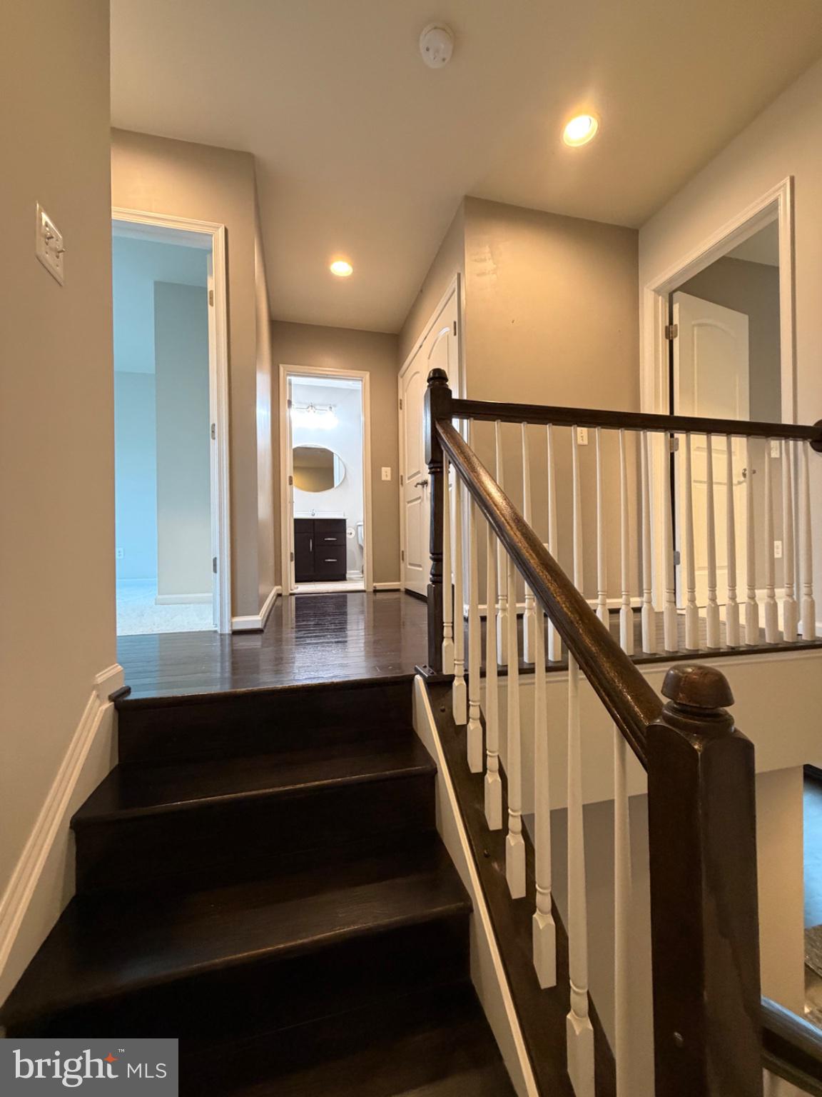 25333 Wakestone Terrace Chantilly, VA 20152 - Photo 68 of 109 Inviting staircase to modern living.