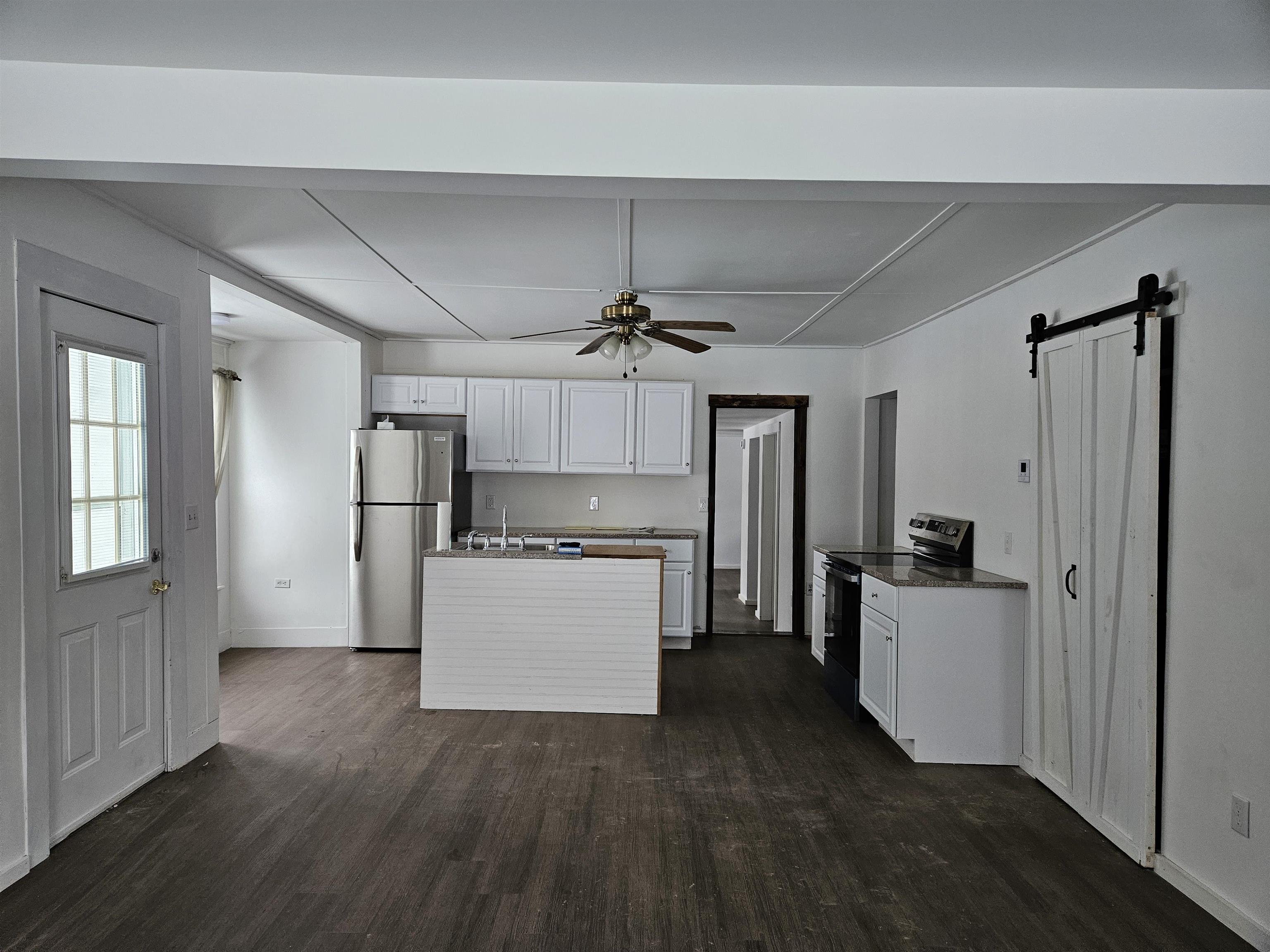 49 Winter Street Hardwick, VT 05843 - Photo 6 of 24