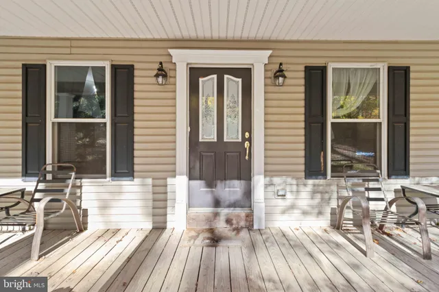 $699,900 | 114 Stanley Drive, Palmyra, PA 17078