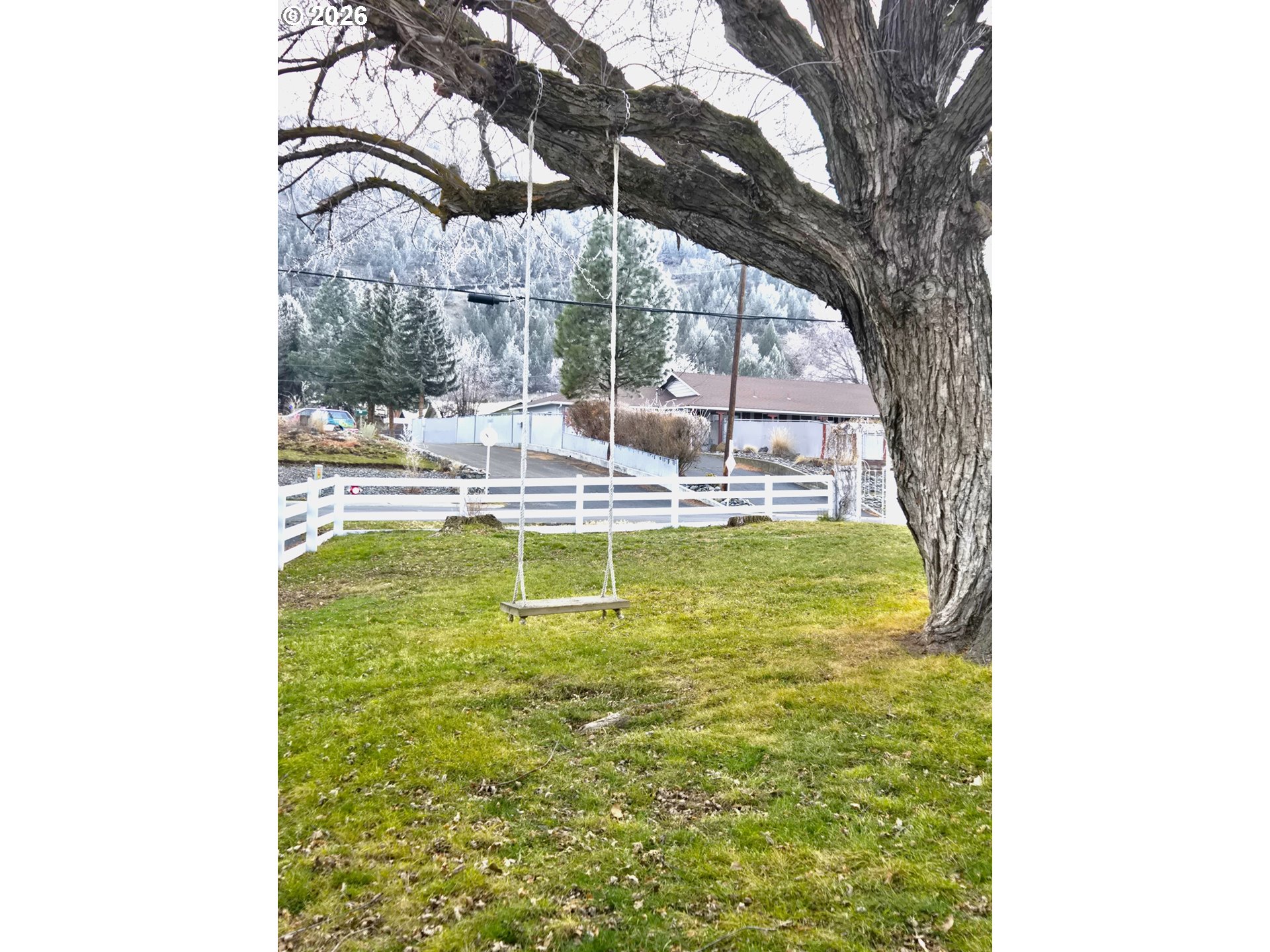 633 Southeast Hillcrest Road John Day, OR 97845 - Photo 5 of 48 a swimming pool with outdoor seating and yard