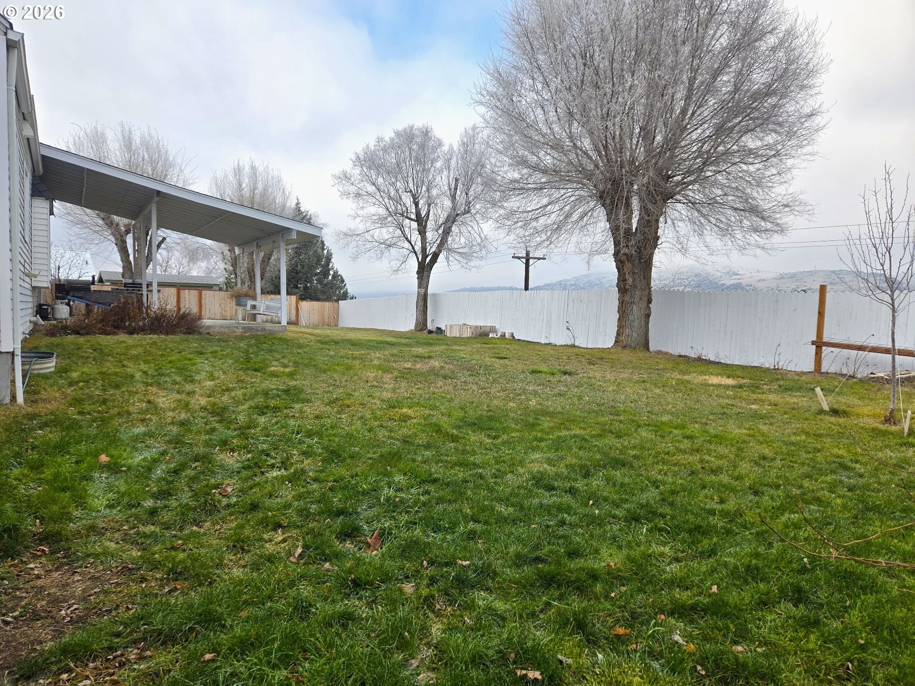 633 Southeast Hillcrest Road John Day, OR 97845 - Photo 9 of 48 a view of a house with a yard
