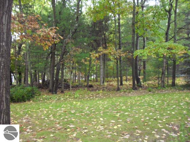 3678 Lone Lookout Road Traverse City, MI 49686 - Photo 28 of 34 1777799-27.JPG